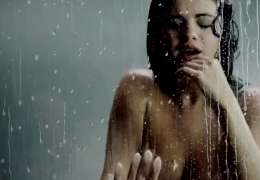 Selena Gomez In The Shower