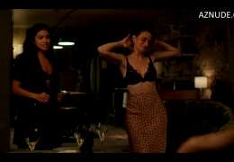 Gina Rodriguez – Underwear Dance